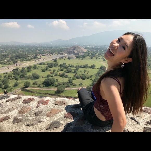 Meet your Posher, Erika - Picture 1 of 1